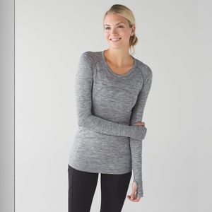 Lululemon Swiftly Tech Long Sleeve Crew
Heathered Slate